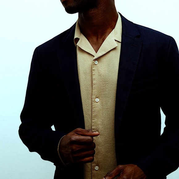 Long Sleeve Camp Collar Seersucker Shirt - New With Tags - NEVER WORN - Tan - Picture 3 of 4